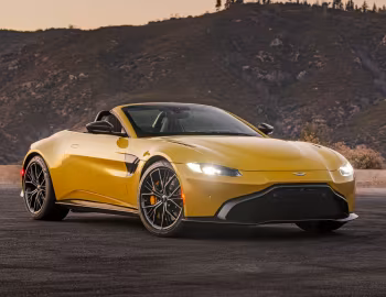 2021–25 Aston Martin Vantage Roadster [North America] '2020–25