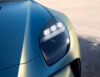 Aston Martin Vantage Roadster [Worldwide] '2025–pr.