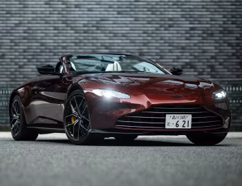 Aston Martin Vantage Roadster [Japan] '2021–25