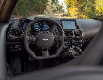 Panneau avant 2021–25 Aston Martin Vantage Roadster [North America] '2020–25
