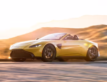 2021–25 Aston Martin Vantage Roadster [North America] '2020–25
