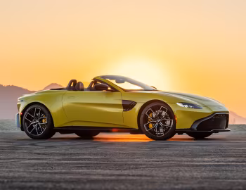 2021–25 Aston Martin Vantage Roadster [North America] '2020–25
