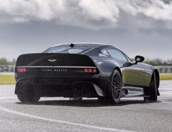Aston Martin Victor '2020