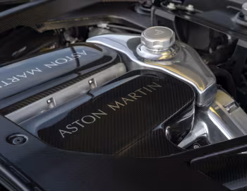 Bajo el capó Aston Martin Victor '2020