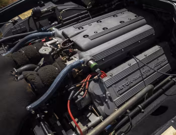 Sous la capuche 1990–93 Aston Martin Virage [North America] '1990–93