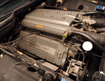 Sous la capuche Aston Martin Virage Limited Edition Coupe '1994–95