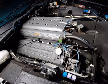 Sous la capuche Aston Martin Virage Volante [EU-spec] '1992–96