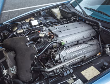 Sous la capuche 1993 Aston Martin Virage Volante [North America] '1992–93