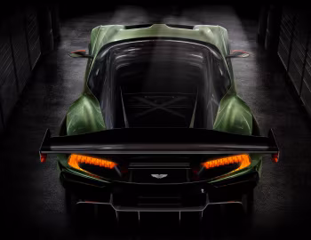 Aston Martin Vulcan '2015–16