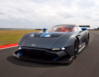 Aston Martin Vulcan '2015–16