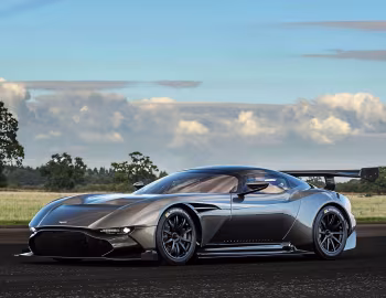 Aston Martin Vulcan '2015–16
