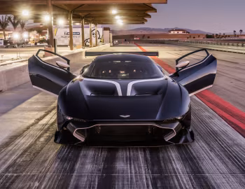 Aston Martin Vulcan '2015–16