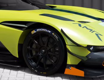Aston Martin Vulcan AMR Pro '2017–pr.