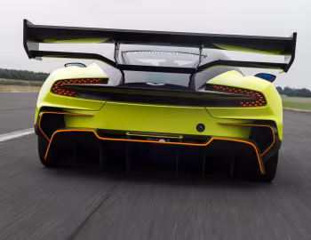 Aston Martin Vulcan AMR Pro '2017–pr.