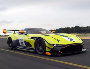 Aston Martin Vulcan AMR Pro '2017–pr.