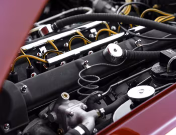 Sous la capuche Aston Martin DB4 GTZ Continuation '2019–pr.