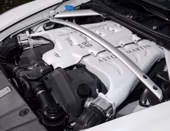 Bajo el capó Aston Martin V12 Zagato "No. Zero" '2012