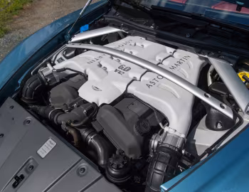 Sous la capuche Aston Martin V12 Zagato (#026) '2012