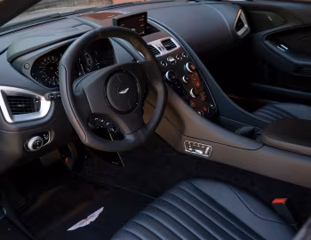 Panneau avant 2017 Aston Martin Vanquish Zagato [North America] '2017