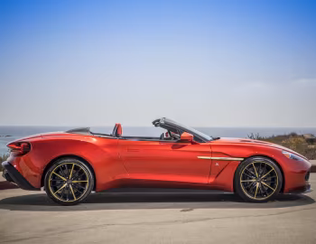 2018 Aston Martin Vanquish Zagato Volante [North America] '2017–18