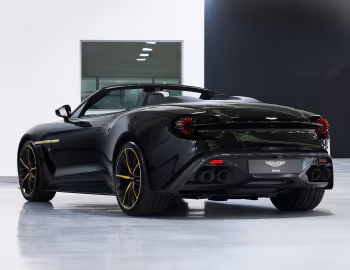 Aston Martin Vanquish Zagato Volante [UK-spec] '2017–18