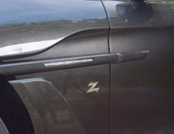 Aston Martin Vanquish Zagato Volante [UK-spec] '2017–18