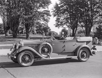 1928 Auburn 8-88 Phaeton Sedan