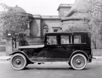 1921 Auburn Model 6-39 Sedan