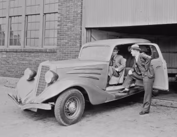1934 Auburn Standard Brougham