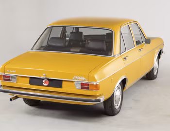 Audi 100 [UK-spec] (C1) '1968–73
