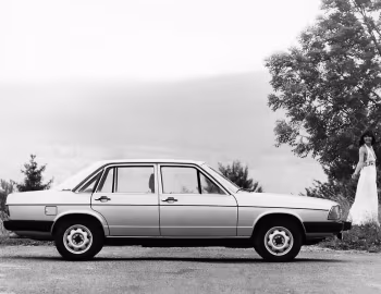 Audi 100 [Worldwide] (C2) '08.1976–08.1979