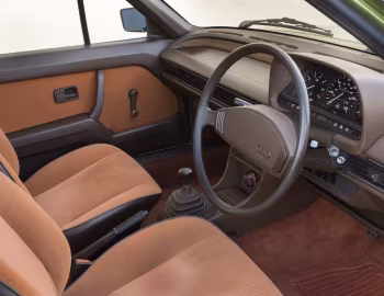 Interior Audi 100 [UK-spec] (C2) '1976–79