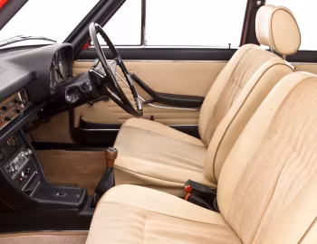 Interior Audi 100 [UK-spec] (C1) '1968–73