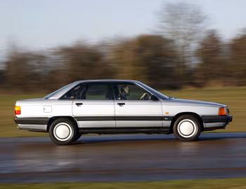 Audi 100 [UK-spec] (C3) '1988–90