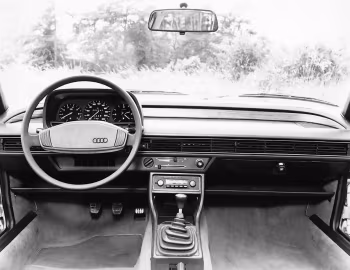 Panel frontal Audi 100 [Worldwide] (C2) '08.1976–08.1979