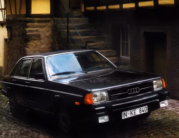 Audi 100 [Worldwide] (C2) '08.1976–08.1979