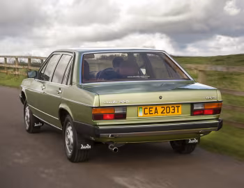 Audi 100 [UK-spec] (C2) '1976–79