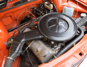 Bajo el capó Audi 100 Coupe S [Worldwide] (C1) '1970–76