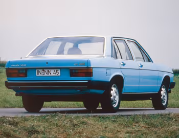 Audi 100 5D (C2) '08.1977–08.1979