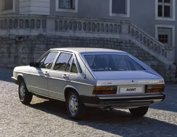 Audi 100 Avant 5E (C2) '08.1977–08.1979