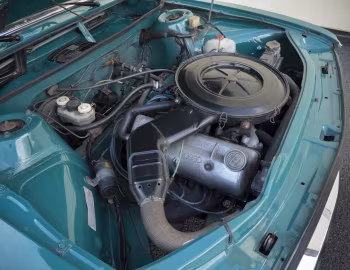 Bajo el capó Audi 100 Coupe S [UK-spec] (C1) '1970–76