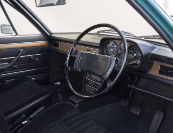 Panel frontal Audi 100 Coupe S [UK-spec] (C1) '1970–76