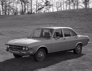 1973 Audi 100 GL [North America] (C1) '1972–73
