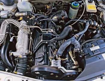 Bajo el capó Audi 100 turbo (C3) '1982–87