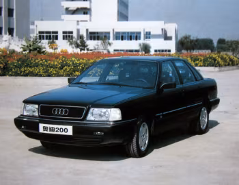 Audi 200 [China] '1995–99