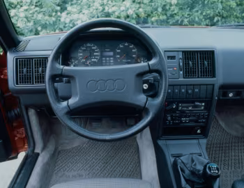 Panel frontal Audi 200 Turbo (44,44Q) '1983–87