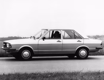 Audi 80 GLS 4-door Sedan [Worldwide] (B1) '08.1976–08.1978