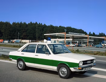 Audi 80 Sedan Polizei [Germany] (B1) '1972–76