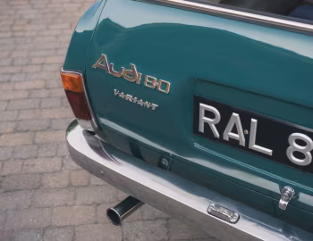 Audi 80 Variant [UK-spec] (F103) '1966–69