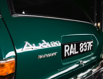Audi 80 Variant [UK-spec] (F103) '1966–69